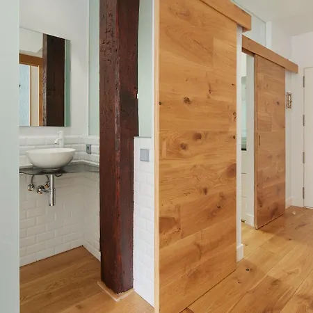 Arratik By Feelfreerentals